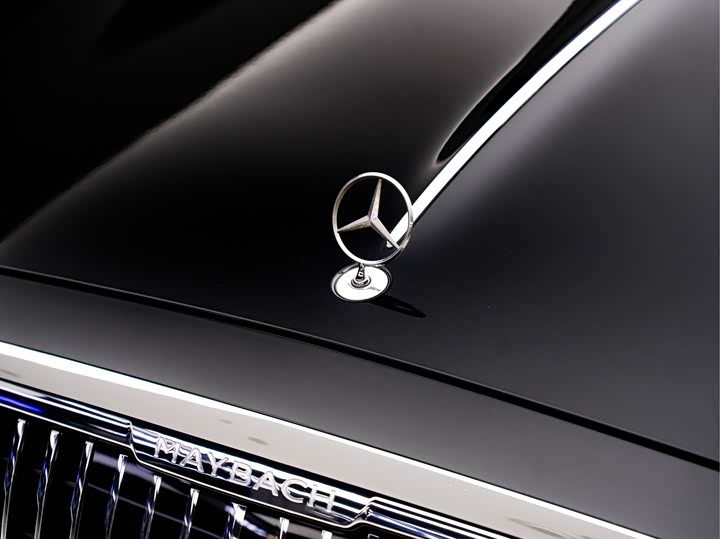 Фото 2 - Mercedes-Benz Maybach S-Class