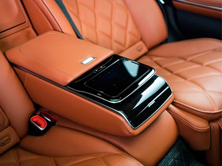 Фото 22 - Mercedes-Benz Maybach S-Class