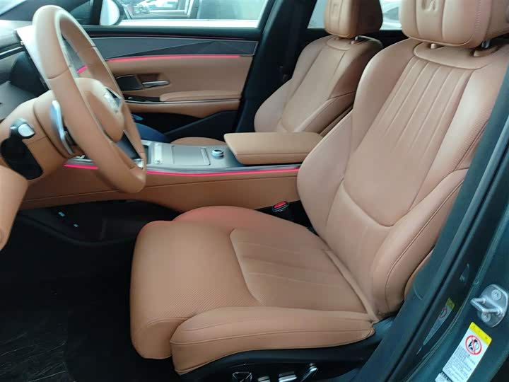 Фото 14 - BYD Han L