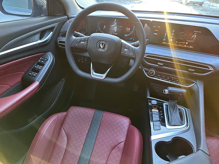 Фото 18 - Changan Eado Plus