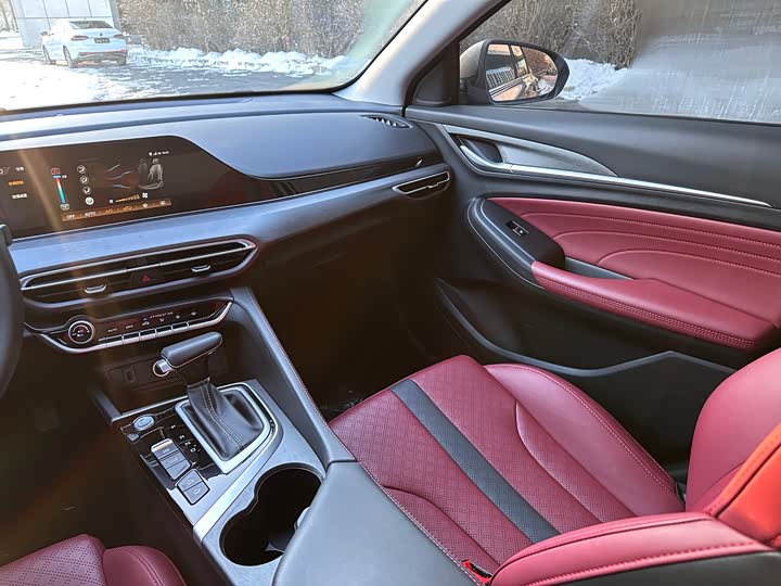 Фото 19 - Changan Eado Plus