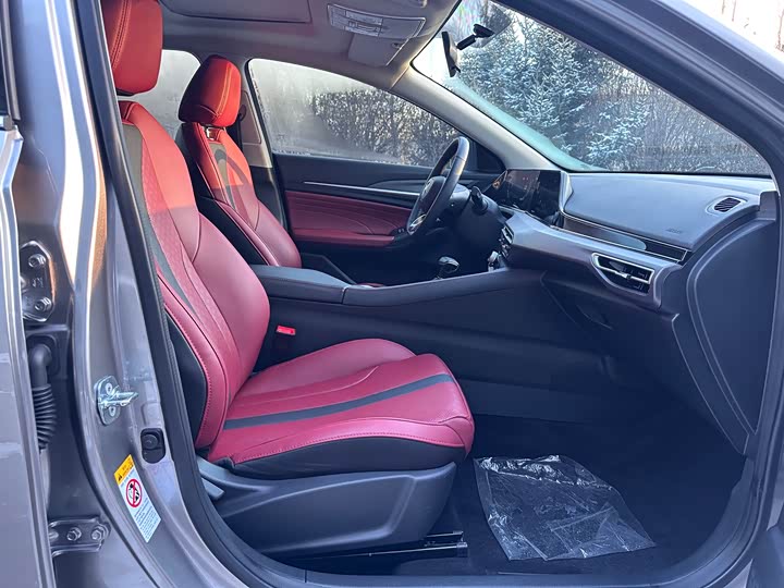 Фото 21 - Changan Eado Plus