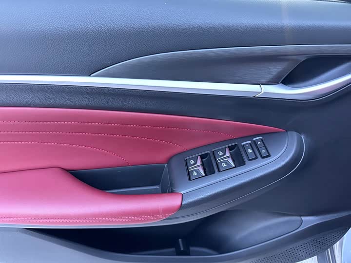 Фото 7 - Changan Eado Plus