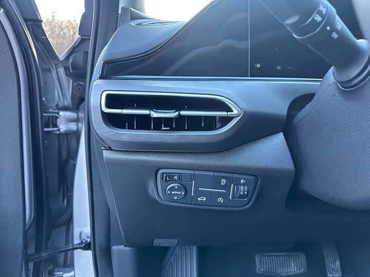 Фото 8 - Changan Eado Plus