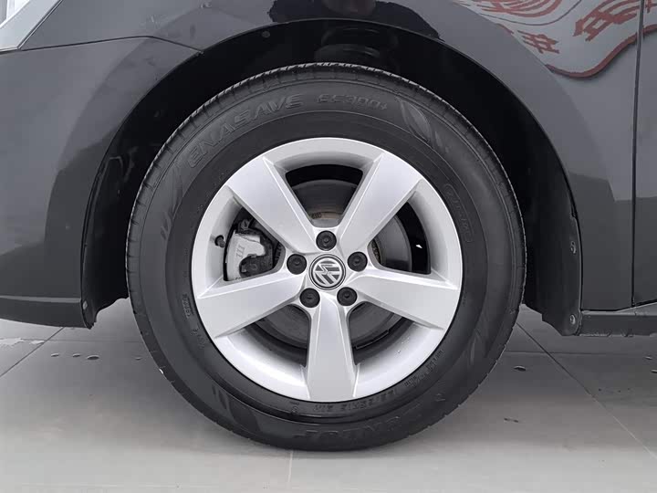 Фото 17 - Volkswagen Lavida