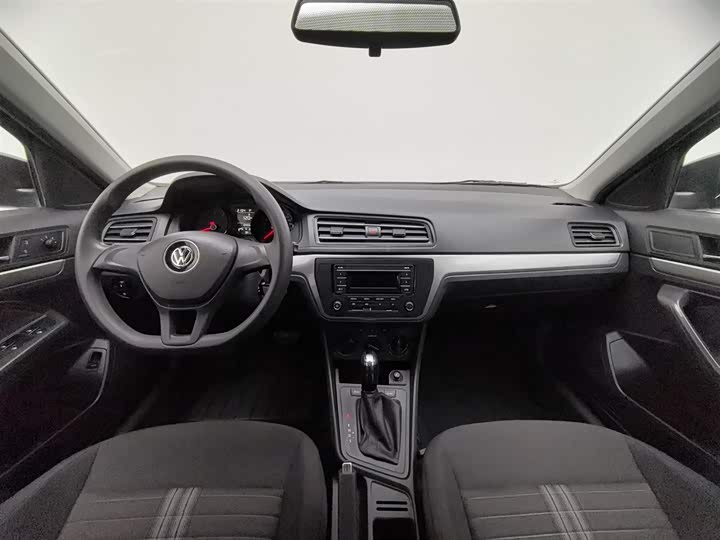 Фото 5 - Volkswagen Lavida