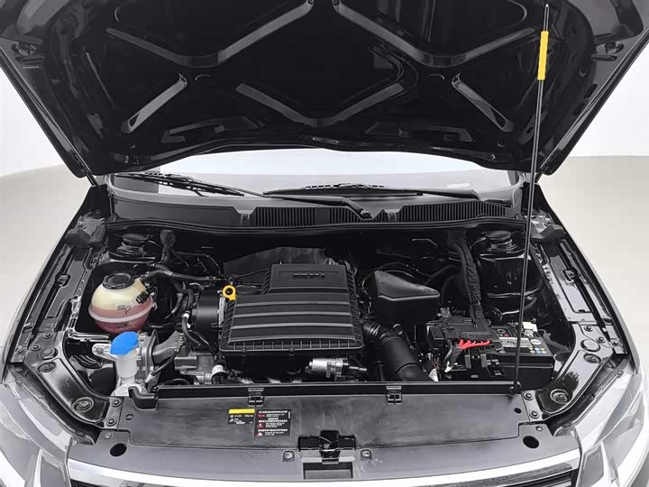 Фото 6 - Volkswagen Lavida