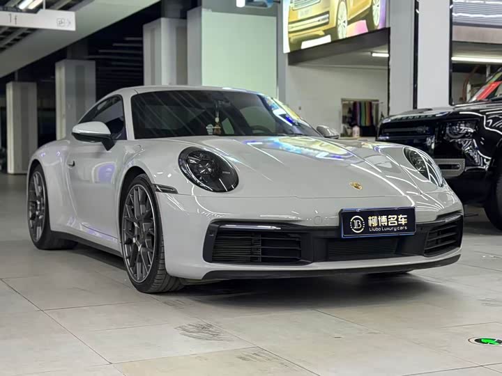 Фото 3 - Porsche 911