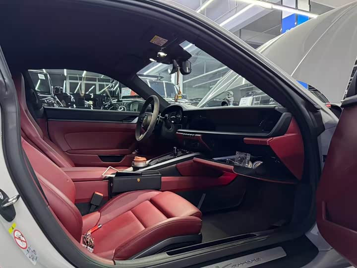 Фото 5 - Porsche 911