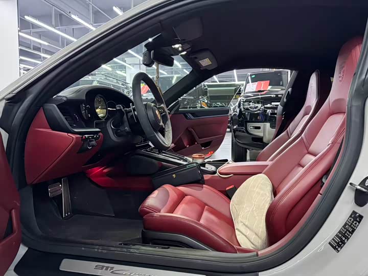 Фото 6 - Porsche 911