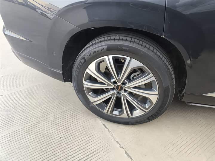 Фото 26 - Exeed VX