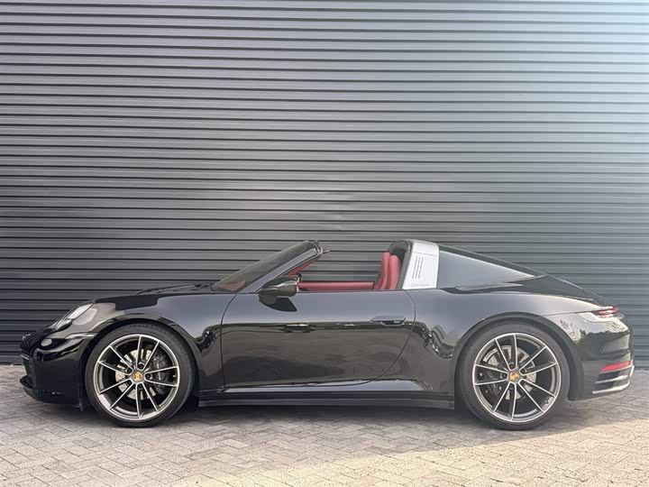 Фото 3 - Porsche 911