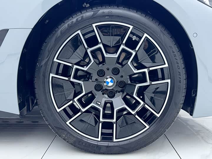 Фото 24 - BMW 4 Series