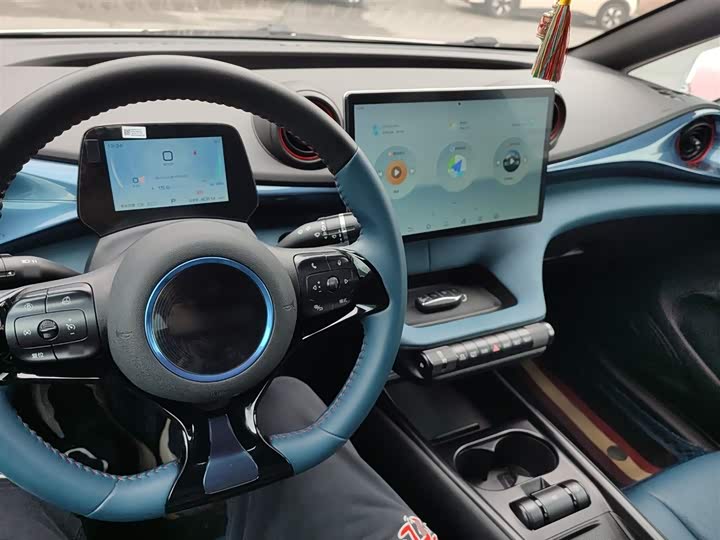 Фото 10 - BYD Dolphin