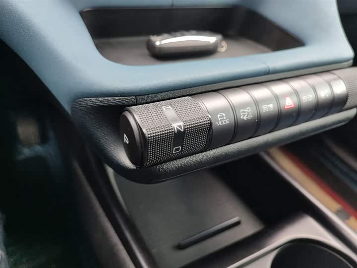 Фото 14 - BYD Dolphin