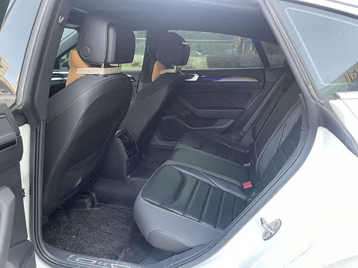 Фото 11 - Volkswagen CC