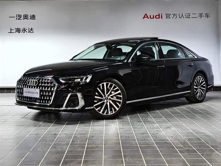 Фото 1 - Audi A8