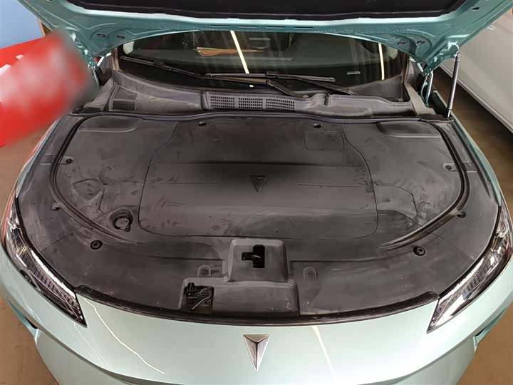 Фото 10 - Changan Deepal SL03