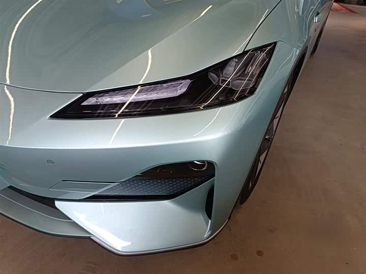 Фото 15 - Changan Deepal SL03