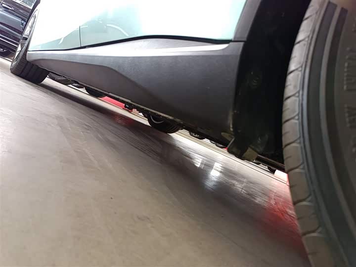 Фото 18 - Changan Deepal SL03