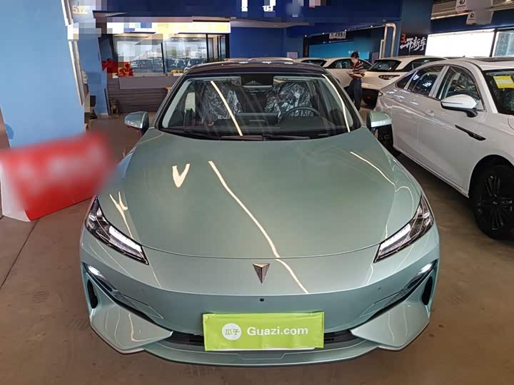 Фото 19 - Changan Deepal SL03