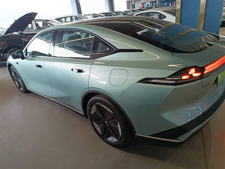 Фото 21 - Changan Deepal SL03