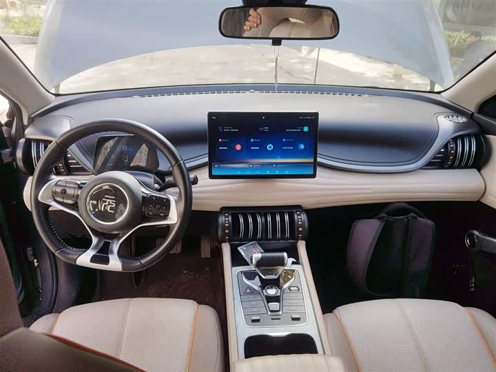 Фото 10 - BYD Yuan Plus