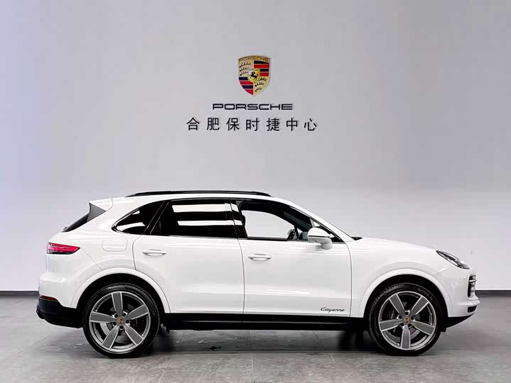 Фото 8 - Porsche Cayenne