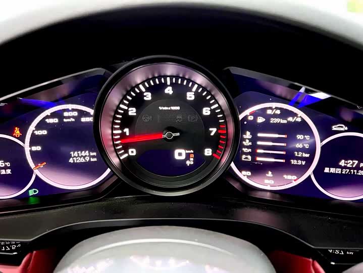 Фото 9 - Porsche Cayenne