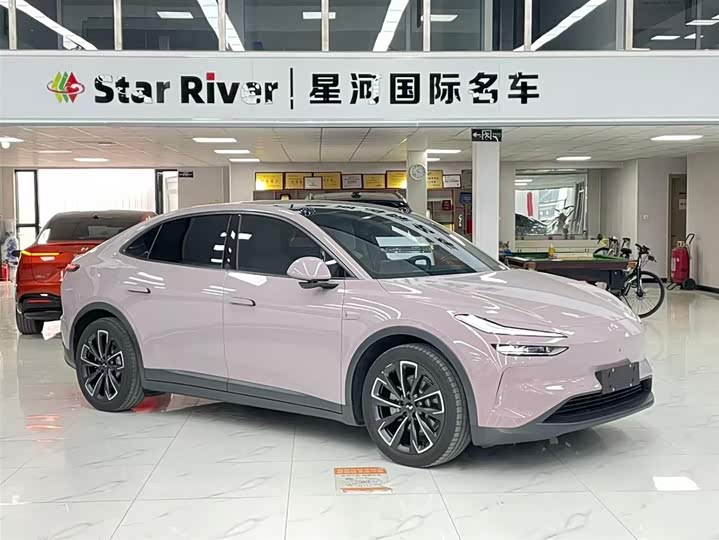 Фото 10 - Nio Onvo L60