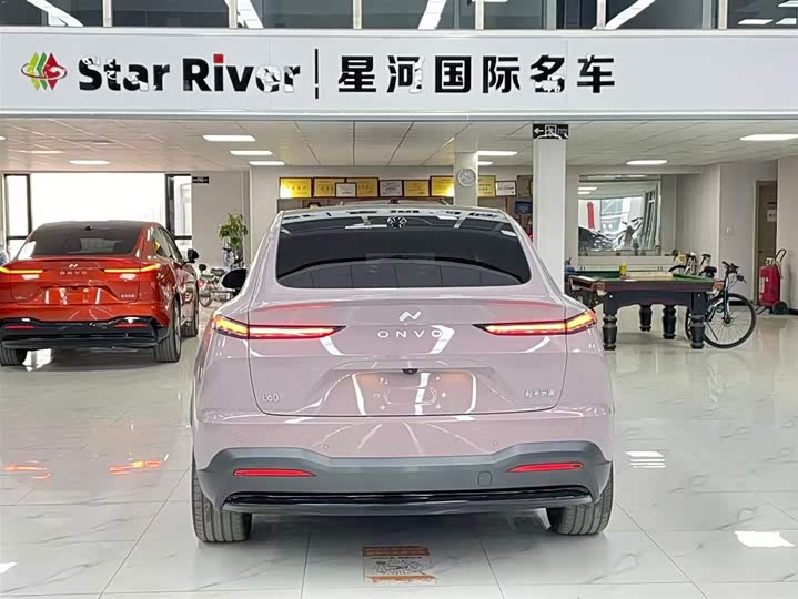 Фото 16 - Nio Onvo L60