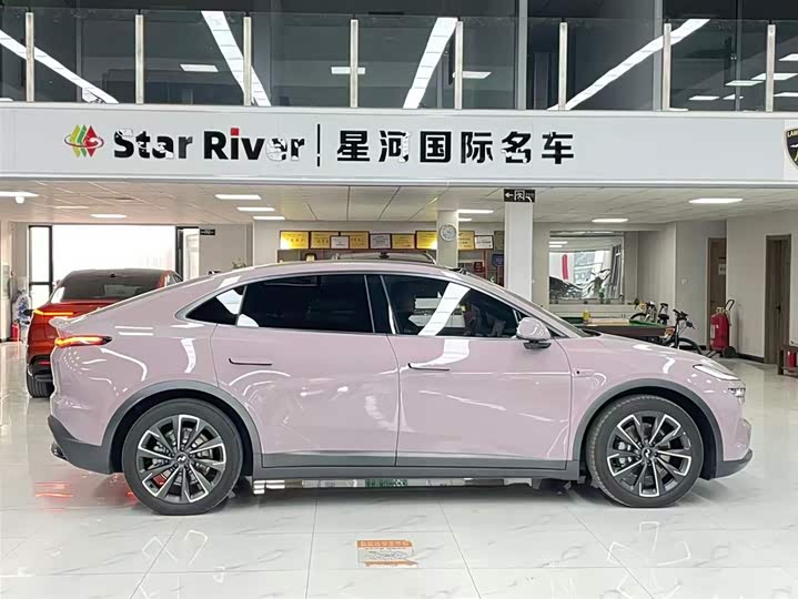 Фото 9 - Nio Onvo L60