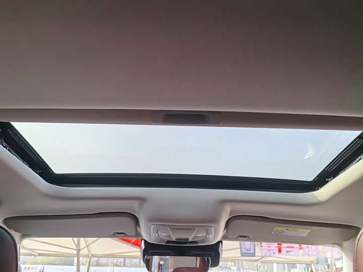 Фото 13 - Tank 300