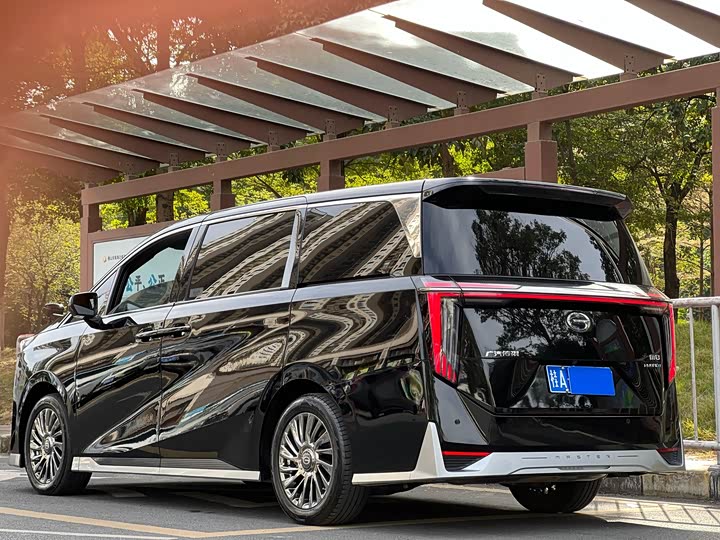 Фото 24 - GAC Trumpchi M8