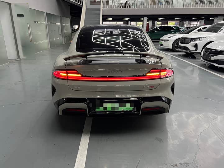 Фото 15 - Xiaomi SU7