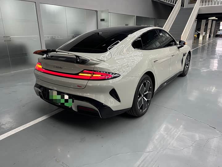 Фото 16 - Xiaomi SU7