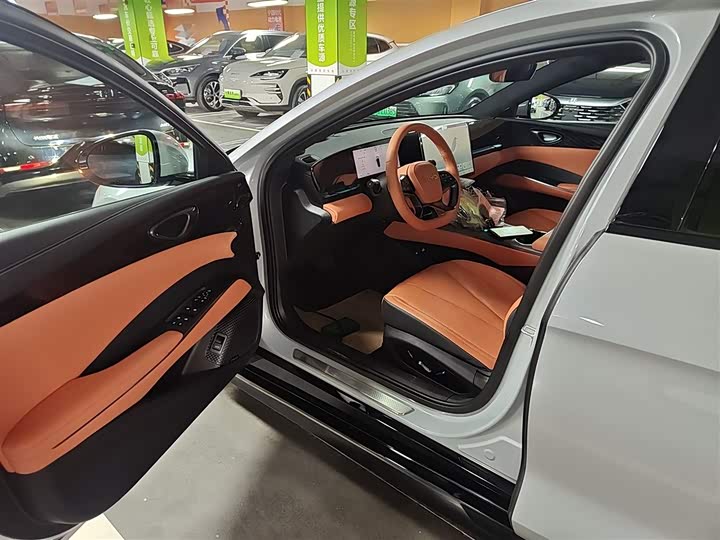 Фото 16 - BYD Seal