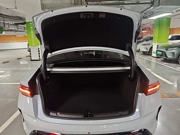 Фото 19 - BYD Seal