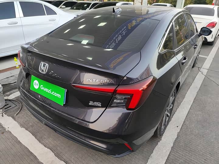 Фото 6 - Honda Integra