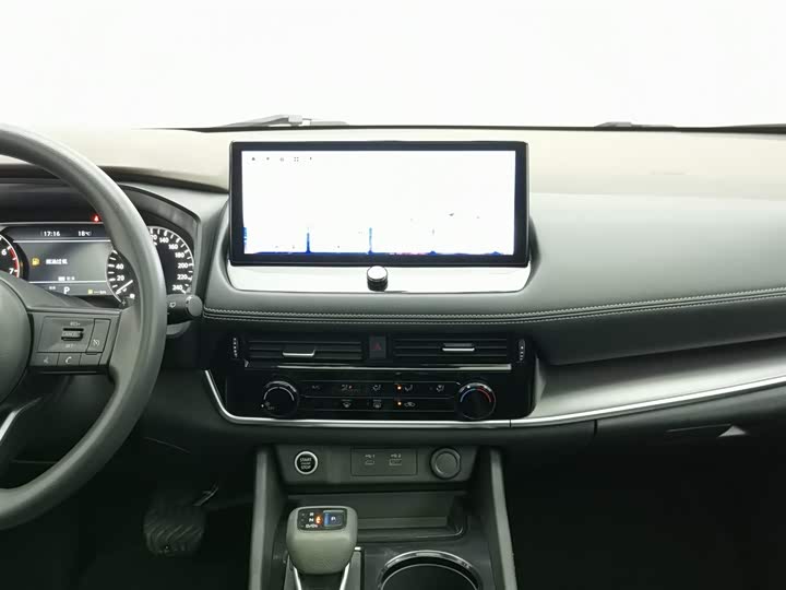 Фото 12 - Nissan X-Trail