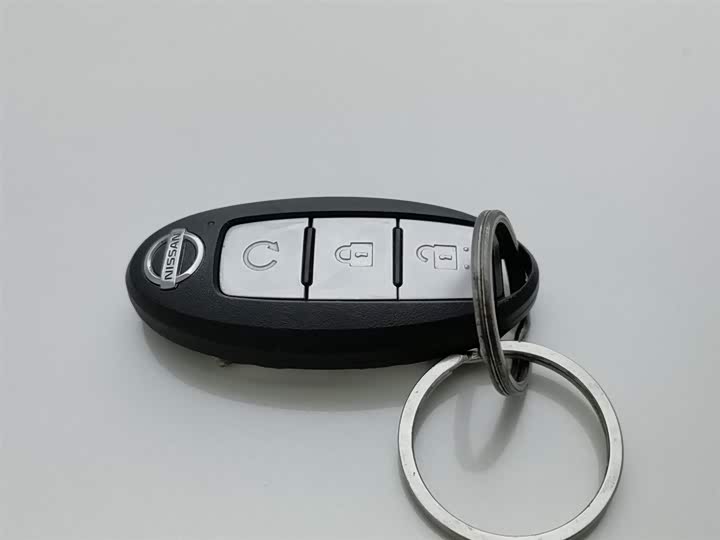 Фото 19 - Nissan X-Trail