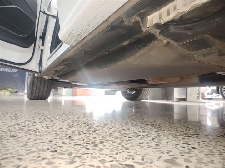 Фото 22 - Audi Q5L