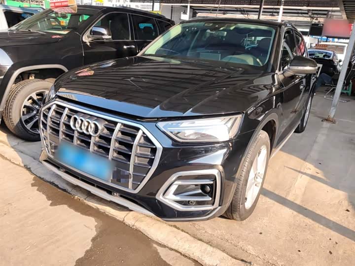 Фото 2 - Audi Q5L