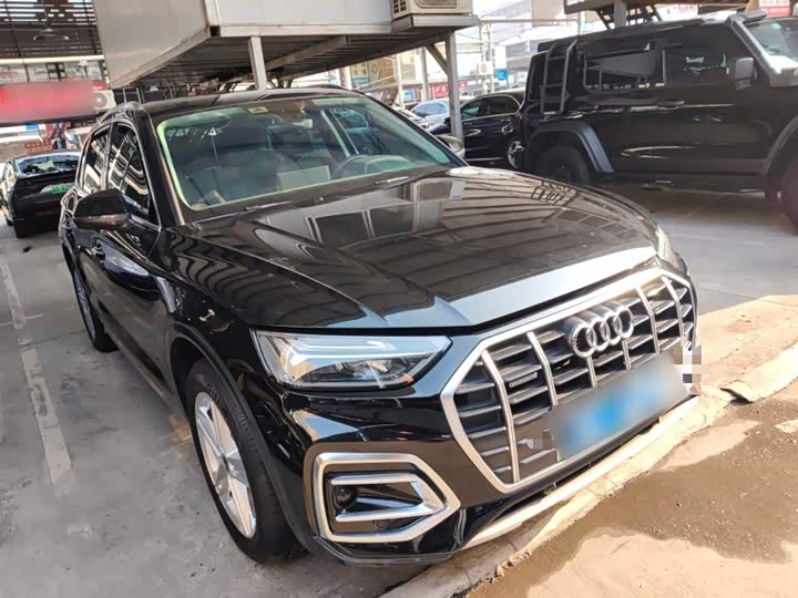 Фото 4 - Audi Q5L