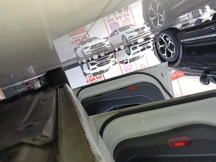 Фото 22 - Volkswagen Sagitar L