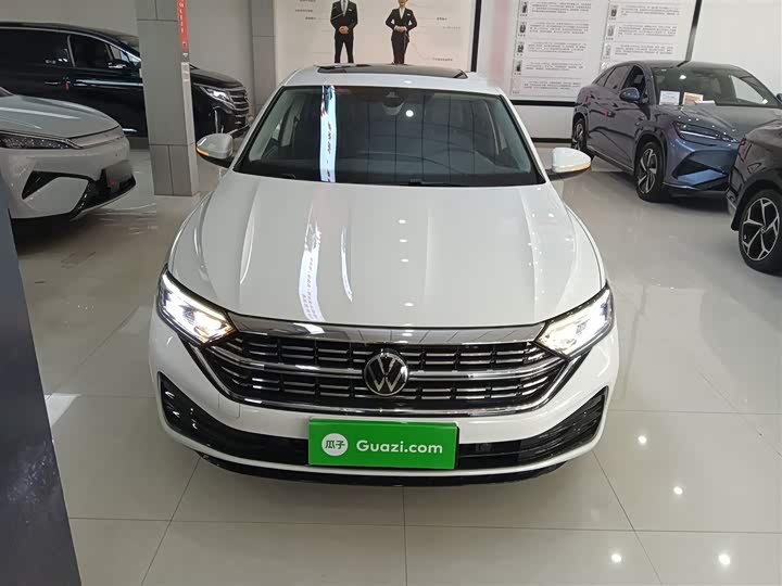 Фото 3 - Volkswagen Sagitar L