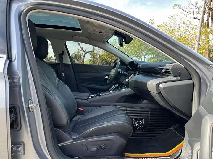 Фото 11 - Peugeot 508