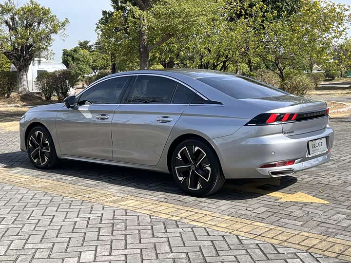 Фото 4 - Peugeot 508