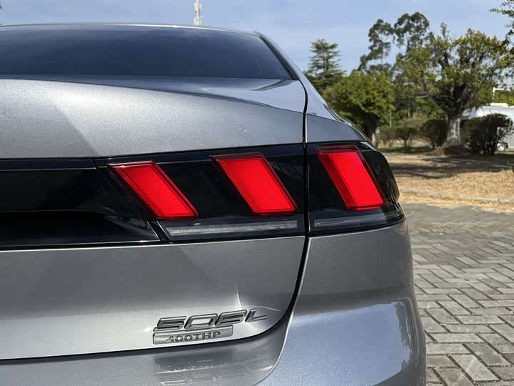 Фото 9 - Peugeot 508