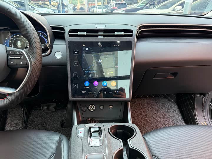 Фото 13 - Hyundai Tucson L